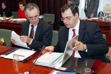 Σε διεθνείς οργανισμούς το βάρος της ανοικοδόμησης στο Ιράκ, ζητά ο Ν.Χριστοδουλάκης