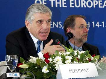Κανένας κίνδυνος για την Ελλάδα από τον πόλεμο, διαβεβαιώνουν επιτελείς του ΥΠΕΘΑ