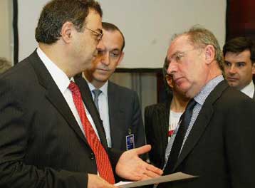 Σε ετοιμότητα για δράση Ευρωπαϊκή Ένωση και ΕΚΤ – «Ευέλικτο» το Σύμφωνο Σταθερότητας