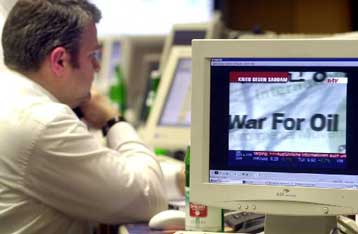 Ενισχύονται τα χρηματιστήρια, υποχωρεί το πετρέλαιο μετά την προέλαση των ΗΠΑ στο Ιράκ