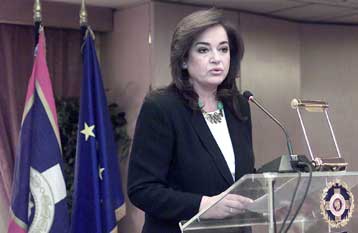 Αντιμέτωπη με τις τεράστιες οικονομικές εκκρεμότητες του Δήμου η Ντόρα Μπακογιάννη