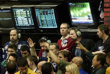 Μεγάλες απώλειες για Γουόλ Στριτ και δολάριο εν μέσω ανησυχιών για τον πόλεμο στο Ιράκ