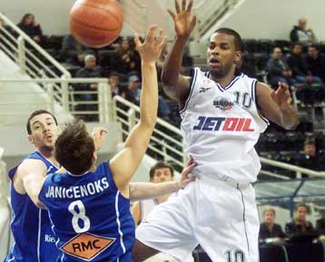 Προκρίθηκε στους «8» ο Αρης, «αντίο» Ευρώπη από τον ΠΑΟΚ