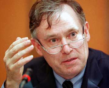 Το ΔΝΤ προειδοποιεί για παγκόσμια ύφεση λόγω πολέμου στο Ιράκ