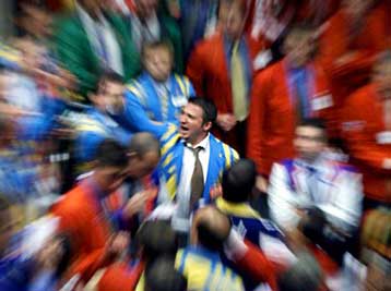 Ενισχύεται το πετρέλαιο, υποχωρούν οι μετοχές εν μέσω ανησυχιών για παρατεταμένο πόλεμο