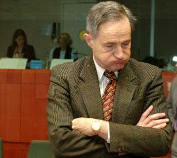 Προς τα κάτω αναθεώρησε η γαλλική κυβέρνηση τις προβλέψεις για το ΑΕΠ