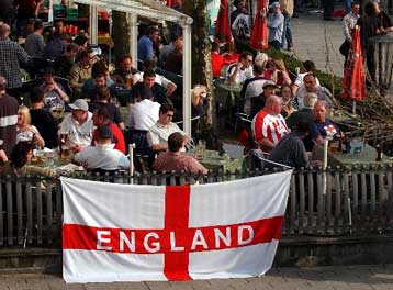 Επεισόδια στη Ζυρίχη από Αγγλους οπαδούς