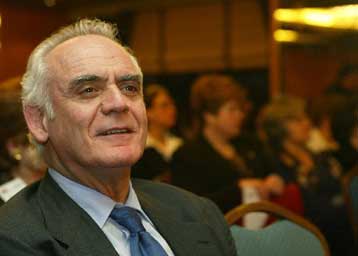 Δυναμική θέση της Ελλάδας στο πλευρό Γαλλίας-Γερμανίας αξιώνει ο Α.Τσοχατζόπουλος