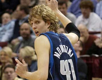 Πρωταγωνιστής ο Νοβίτσκι στη νίκη των Μάβερικς επί των Τίμπεργουλβς με 119-95