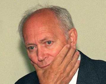 Σε χαμηλό εξαετίας η οικονομική εμπιστοσύνη στην ευρωζώνη – Στο 2,4% ο πληθωρισμός