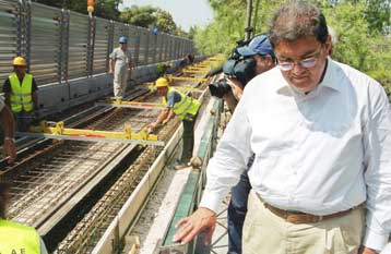 Το τραμ θα «φθάσει» στην ώρα του διαβεβαίωσε ο Χρ.Βερελής