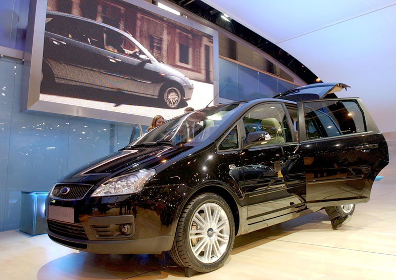 Καλύτερα πενταθέσιο παρά επταθέσιο υποστηρίζουν στη Ford για το Focus C-Max