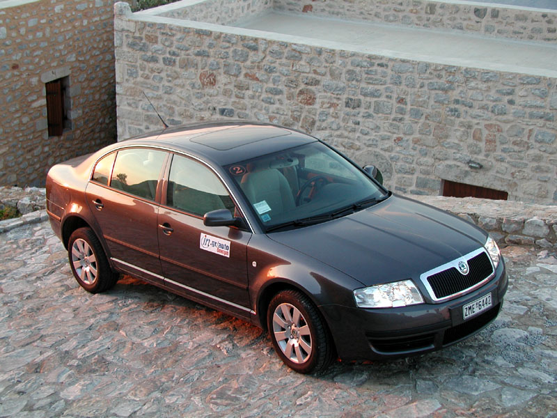 Πρώτο στη δημοσκόπηση του Ευρωπαϊκού Ομίλου Περιοδικών Αυτοκινήτου το Skoda Superb