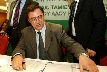 Τη μείωση της φορολογίας των επιχειρήσεων στο 32% εξετάζει το οικονομικό επιτελείο