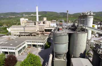 Σε ύφεση ο κλάδος της μεταποίησης στην ευρωζώνη το Μάρτιο – Αυξήθηκε η ανεργία