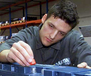 Συρρίκνωση της μεταποίησης στις ΗΠΑ το Μάρτιο