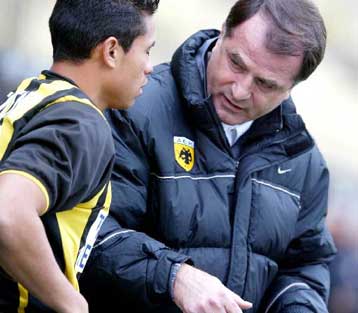 Διαψεύδει τα περι παραπόνων ο Σεντένο-Συνεχίζονται οι διαπραγματεύσεις για το γήπεδο