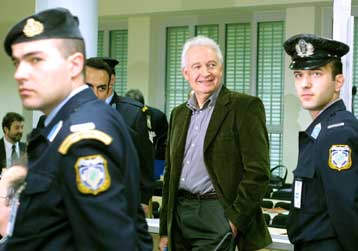 Με καταθέσεις μαρτύρων για τη δολοφονία Π.Μπακογιάννη συνεχίζεται η δίκη της 17Ν
