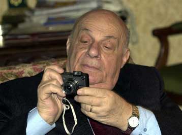 «Πυροτέχνημα» η επιστολή Ντενκτάς εκτιμά ο πολιτικός κόσμος της Κύπρου