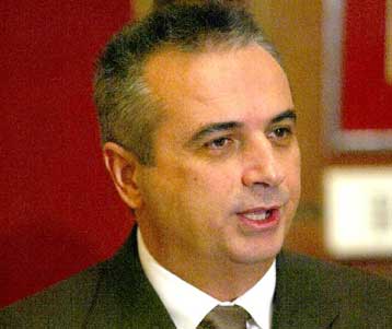 Στην υπογραφή τριών συμφωνιών διμερούς συνεργασίας προχώρησαν Ελλάδα – Αλβανία