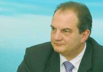 Κατά 6,5 μονάδες προηγείται η ΝΔ του ΠΑΣΟΚ σύμφωνα με νέα δημοσκόπηση
