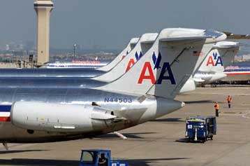 Βοήθεια 3,2 δισ. δολαρίων στις αμερικανικές αεροπορικές εταιρείες ενέκρινε το Κογκρέσο