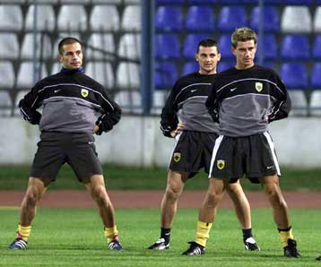 Ένα μήνα εκτός ο Ντέμης, νοκ άουτ και ο Πέτκοφ