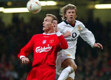 Η «μητέρα των μαχών» το Σάββατο στο Old Trafford για Μάντσεστερ και Λίβερπουλ