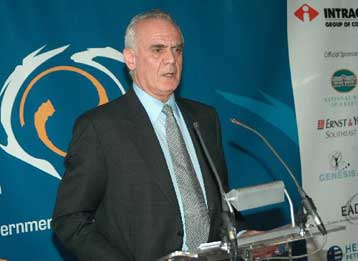 Ανάγκη ενίσχυσης τις ισοτιμίας της Ευρώπης στις σχέσεις με τις ΗΠΑ διείδε ο ΥΠΑΝ