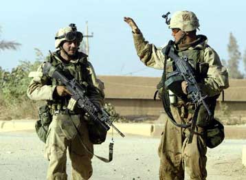 Η ανεργία πλήττει τις ΗΠΑ και τον Μάρτιο, εν μέσω του πολέμου στο Ιράκ