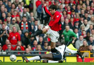 Θρίαμβος και κορυφή για τη Μάντσεστερ Γιουνάιτεντ μαζί με την Αρσεναλ