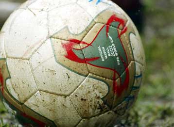 Νίκη και με 10 για την ΑΕΚ, θρίαμβος του Ιωνικού 4-0 τον ΠΑΟΚ, εύκολα ο Αρης