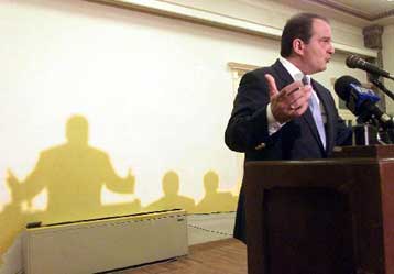 Όχι λευκή επιταγή στην κυβέρνηση για τους Αγώνες του 2004, τόνισε ο Κ.Καραμανλής