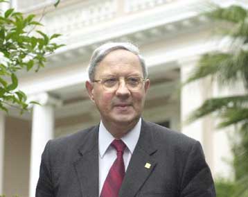 Προβληματισμός λόγω της καθυστέρησης στην προώθηση των διαρθρωτικών αλλαγών