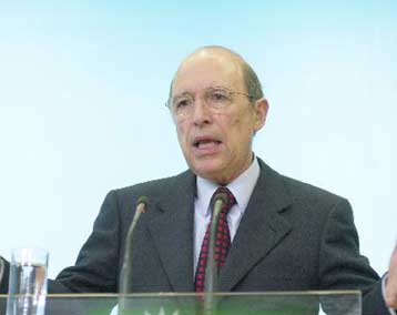 Καθησυχαστικός για την πορεία της οικονομίας ο Κώστας Σημίτης