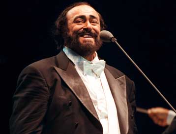 Παβαρότι και Μπόνο σε κοινή συναυλία για την ανακούφιση των Ιρακινών