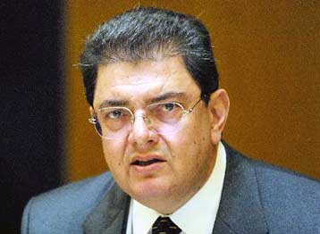 Το πρόγραμμα ανάπτυξης των αστικών συγκοινωνιών της Αθήνας παρουσίασε ο Χρ.Βερελής