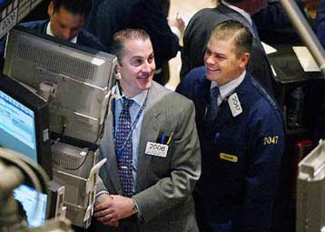 Πτώση στη Γουόλ Στριτ μετά τις εικόνες κατάρρευσης του ιρακινού καθεστώτος