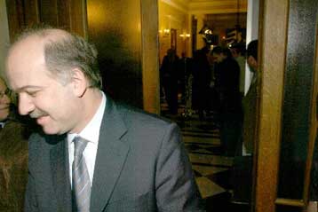 Έκκληση Φλωρίδη στους φαρμακοποιούς σε Αθήνα και Πειραιά να σταματήσουν την απεργία