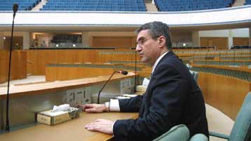 Στη Βουλή προς κύρωση η Συμφωνία Σταθεροποίησης και Σύνδεσης ΕΕ – ΠΓΔΜ
