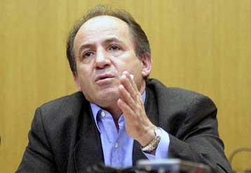 Στάση εργασίας και διαδήλωση για τις 16 Απριλίου εξήγγειλε η ΓΣΕΕ
