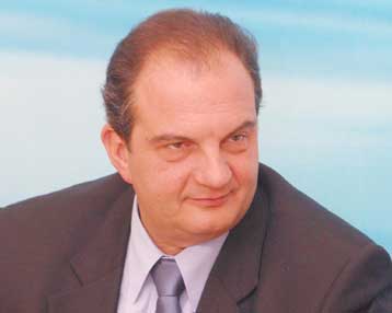 Περιοδεία Καραμανλή στο νομό Φωκίδας με βολές κατά της κυβέρνησης