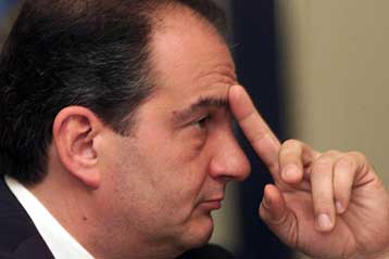 Ο πρωθυπουργός έχει στόχο να αιφνιδιάσει με τις εκλογές, υποστηρίζει ο Κ.Καραμανλής