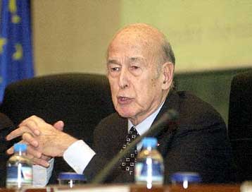 Επί ελληνικής προεδρίας το σχέδιο ευρωπαϊκού Συντάγματος, εκτιμά ο Ζισκάρ ντ Εστέν