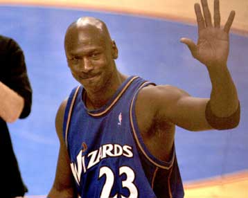 Αποθέωση για τον Μάικλ Τζόρνταν στο τελευταίο παιχνίδι της καριέρας του