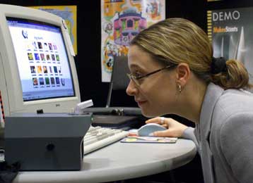 Φόρμουλα μείωσης των τιμολογίων του ευρυζωνικού Internet αναζητά η κυβέρνηση