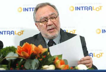 Παραιτείται από την Intralot αν μπουν ελληνικοί αγώνες στο «Πάμε στοίχημα» ο Κόκκαλης