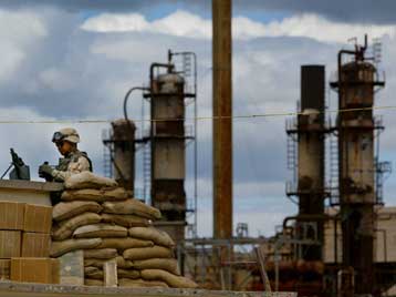 Η Bechtel είναι η πρώτη αμερικανική εταιρεία που ανέλαβε έργα ανασυγκρότησης στο Ιράκ