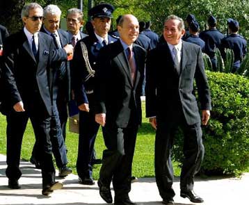 Συνομιλίες Σημίτη – Παπαδόπουλου για το Κυπριακό και την ΕΕ