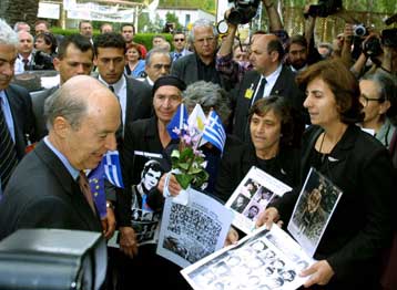 Σαφής η βούληση της τουρκοκυπριακής αντιπολίτευσης για λύση, δηλώνει ο Κ.Σημίτης